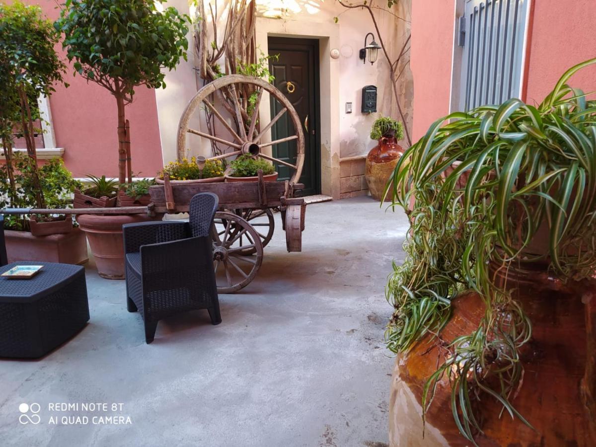 B&B Corte Dei Figuli San Pietro in Lama 外观 照片
